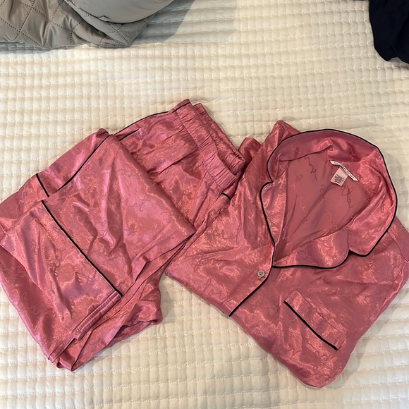 Victoria's Secret Other - Victorias Secret Silky Matching Set